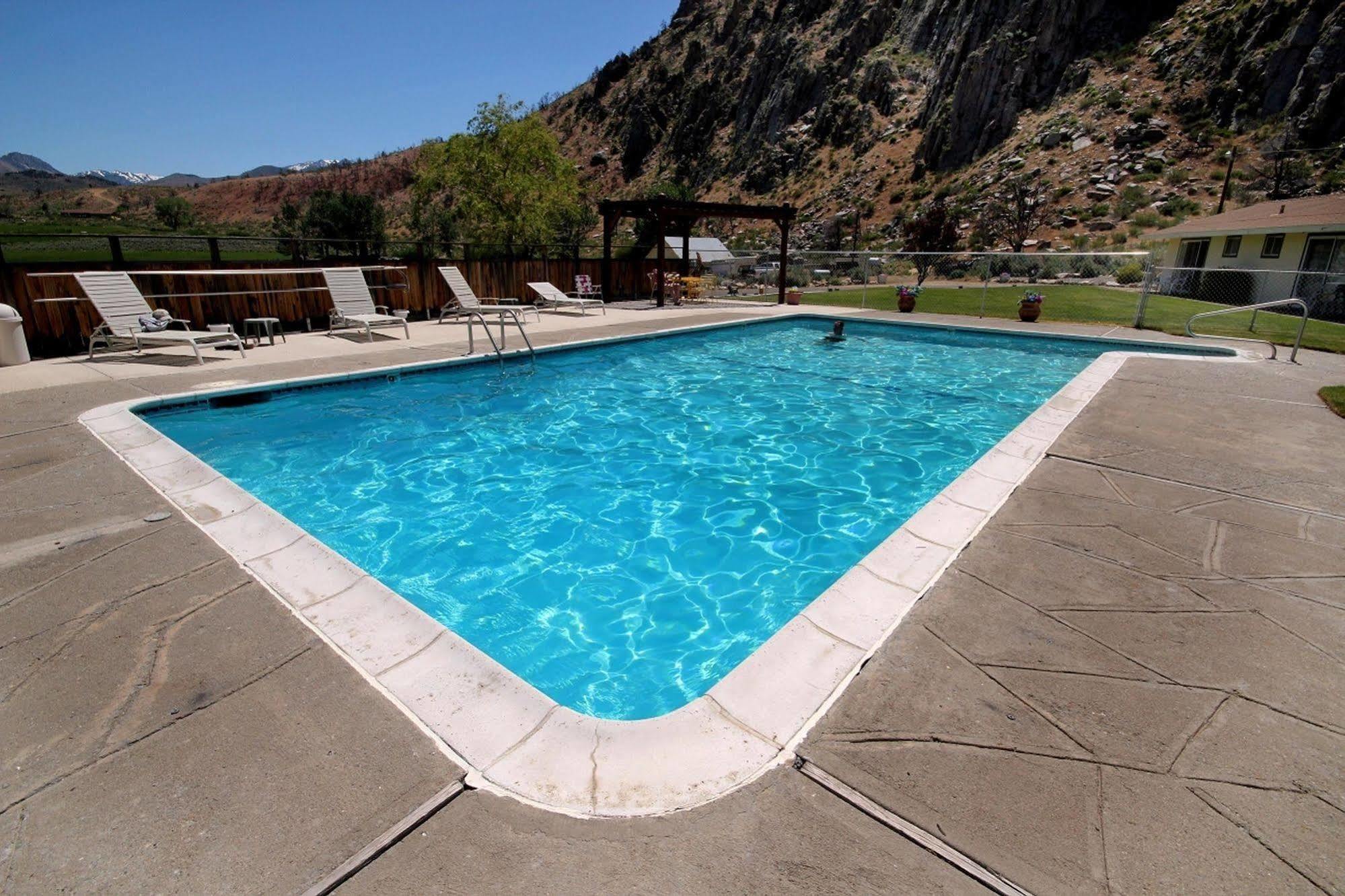 Meadowcliff Lodge Coleville Εξωτερικό φωτογραφία